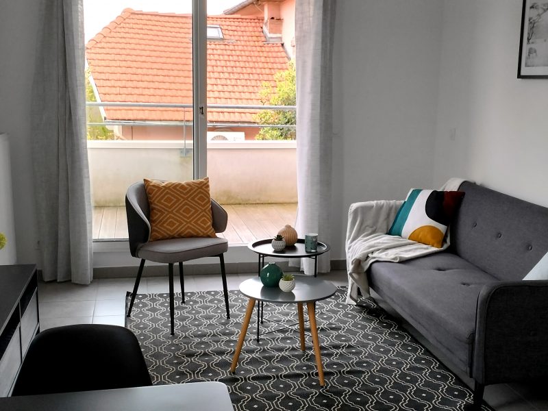 Appartement meublé Home Staging Loi Alur